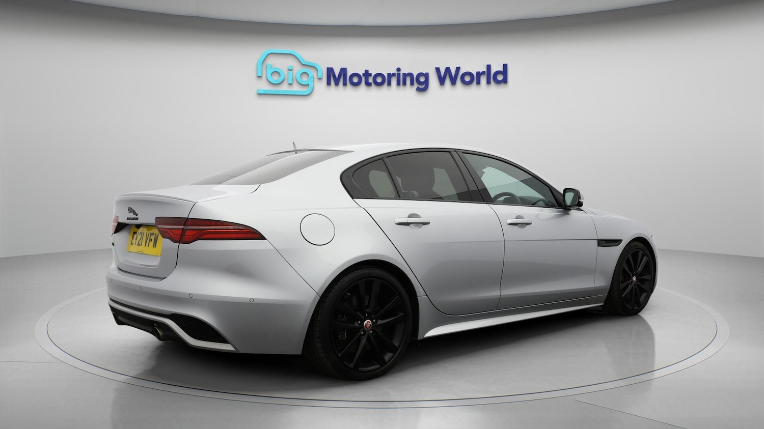 Used Jaguar XE 2021 for sale - 76349091: Photo 8