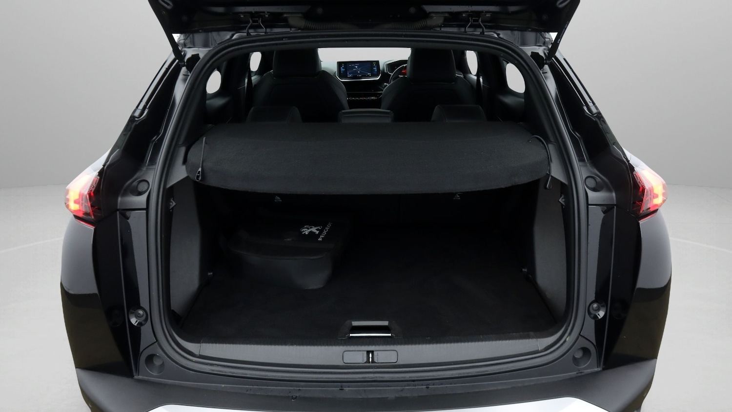 Used Peugeot 2008 2021 for sale - 77970797: Photo 17