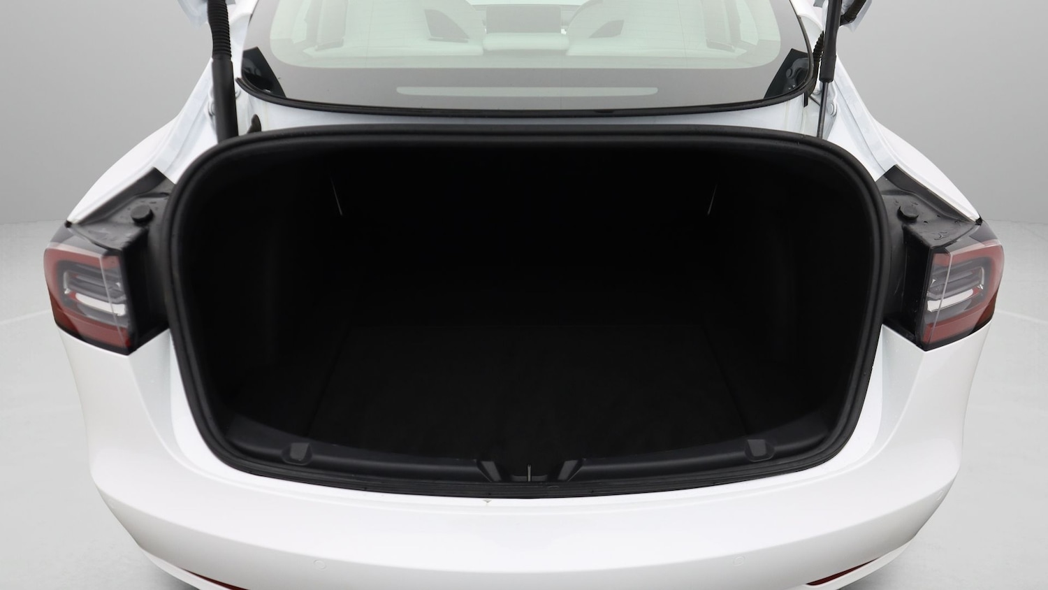 Used Tesla Model 3 2021 for sale - 77276820: Photo 17