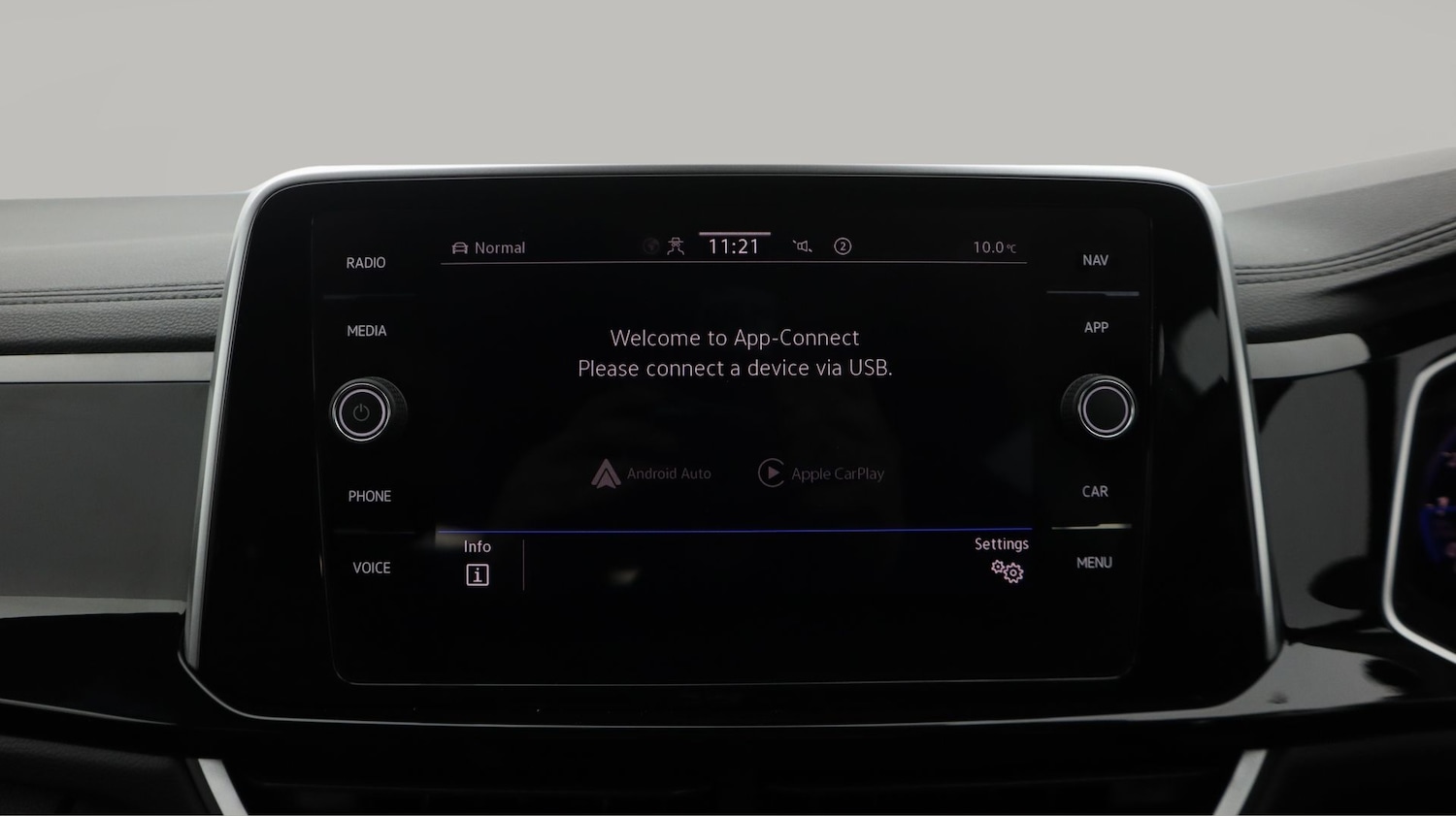 Used Volkswagen T-Roc 2024 for sale - 77342782: Photo 21