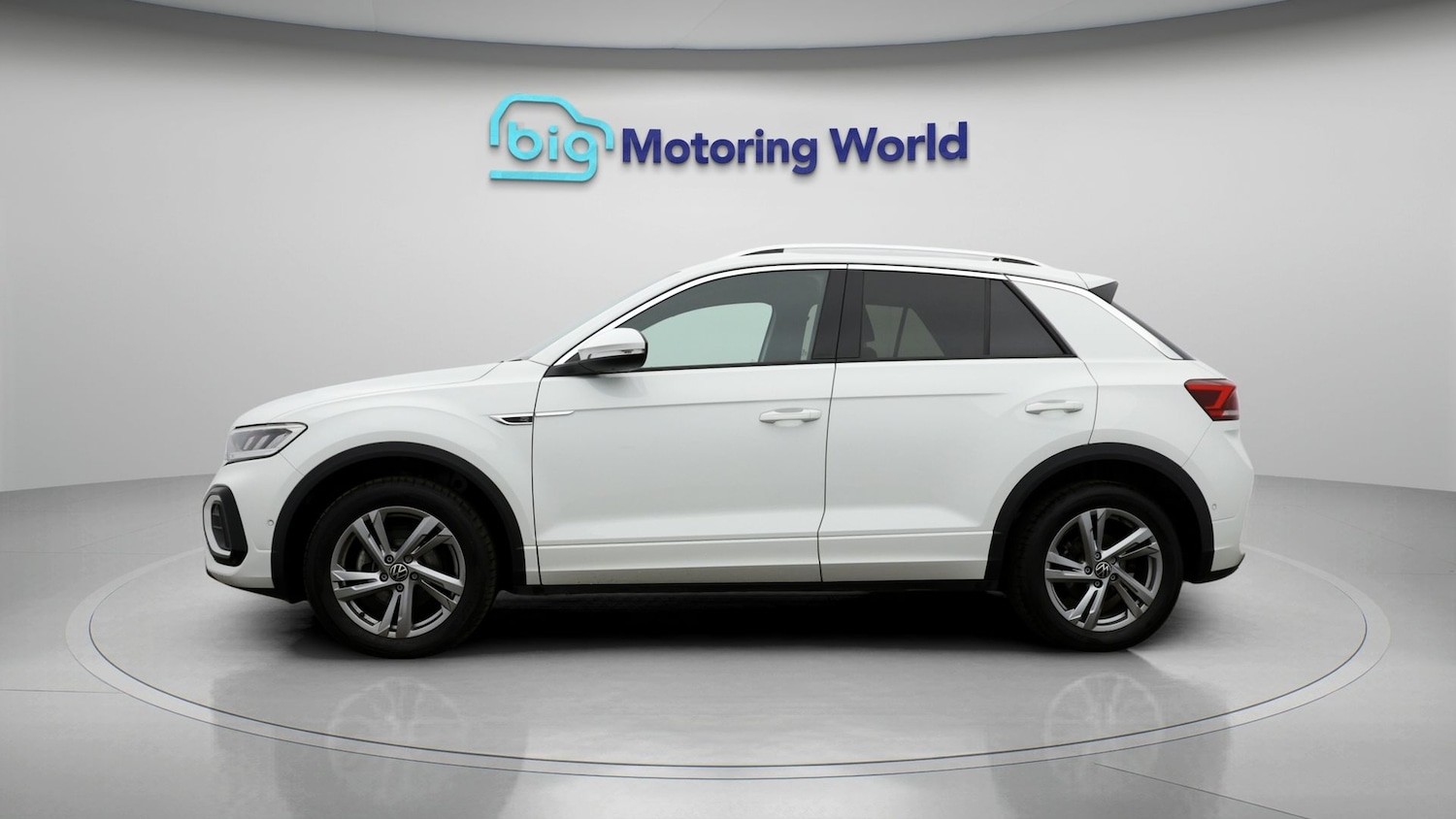Used Volkswagen T-Roc 2024 for sale - 77342782: Photo 4