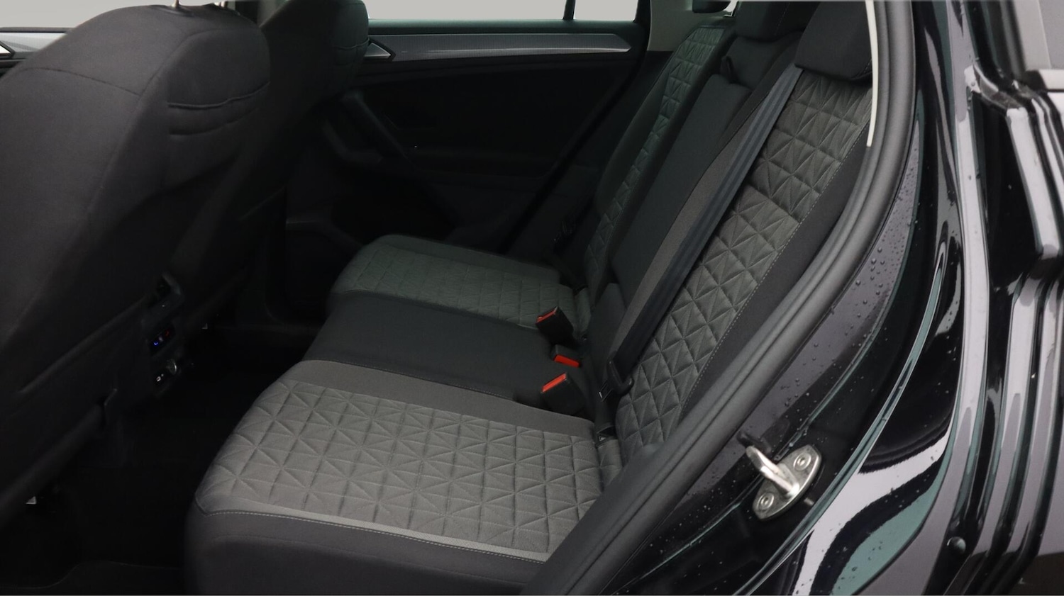 Used Volkswagen Tiguan 2023 for sale - 76620275: Photo 17