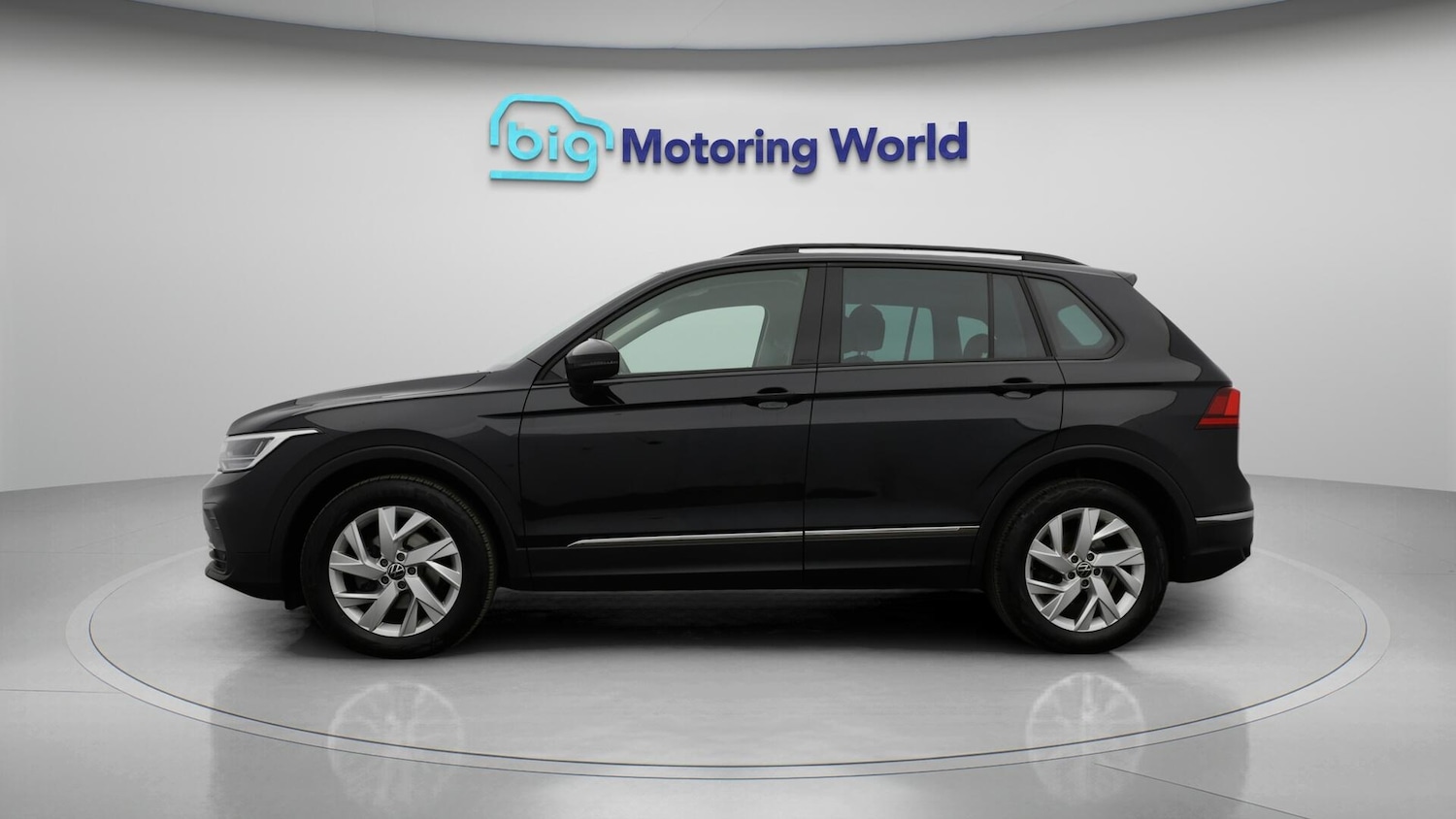 Used Volkswagen Tiguan 2023 for sale - 76620275: Photo 5