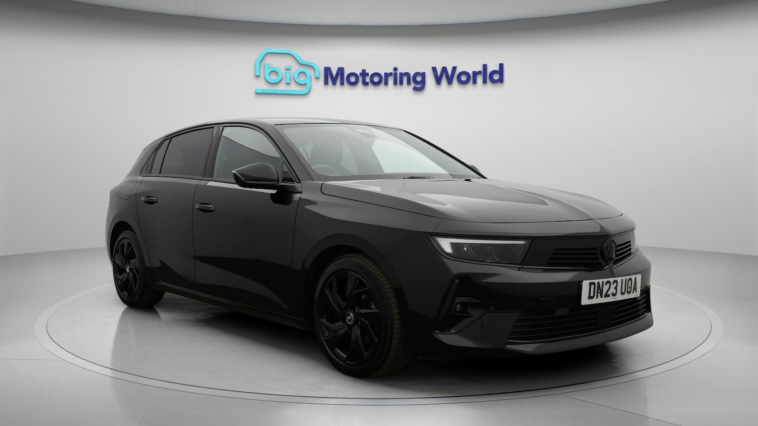 Used Vauxhall Astra 2023 for sale - 76381319: Photo 2