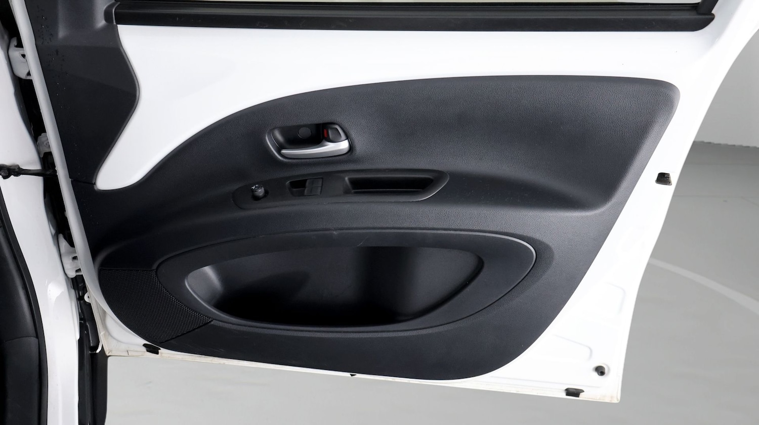 Used Toyota Aygo X 2022 for sale - 78053215: Photo 14