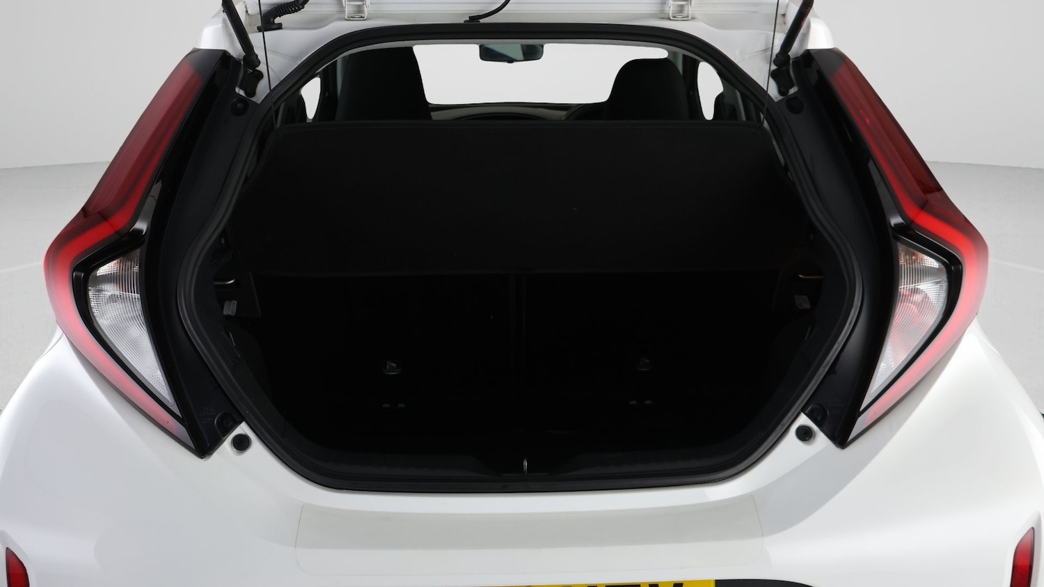 Used Toyota Aygo X 2022 for sale - 78053215: Photo 16