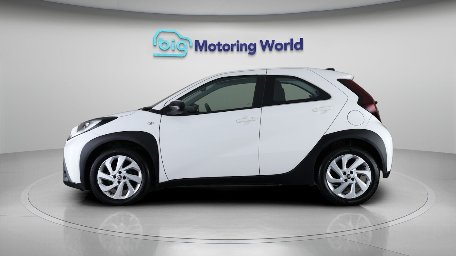 Used Toyota Aygo X 2022 for sale - 78053215: Photo 4