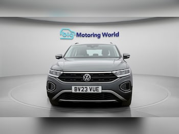 Used Volkswagen T-Roc 2023 for sale - 78199062: Photo