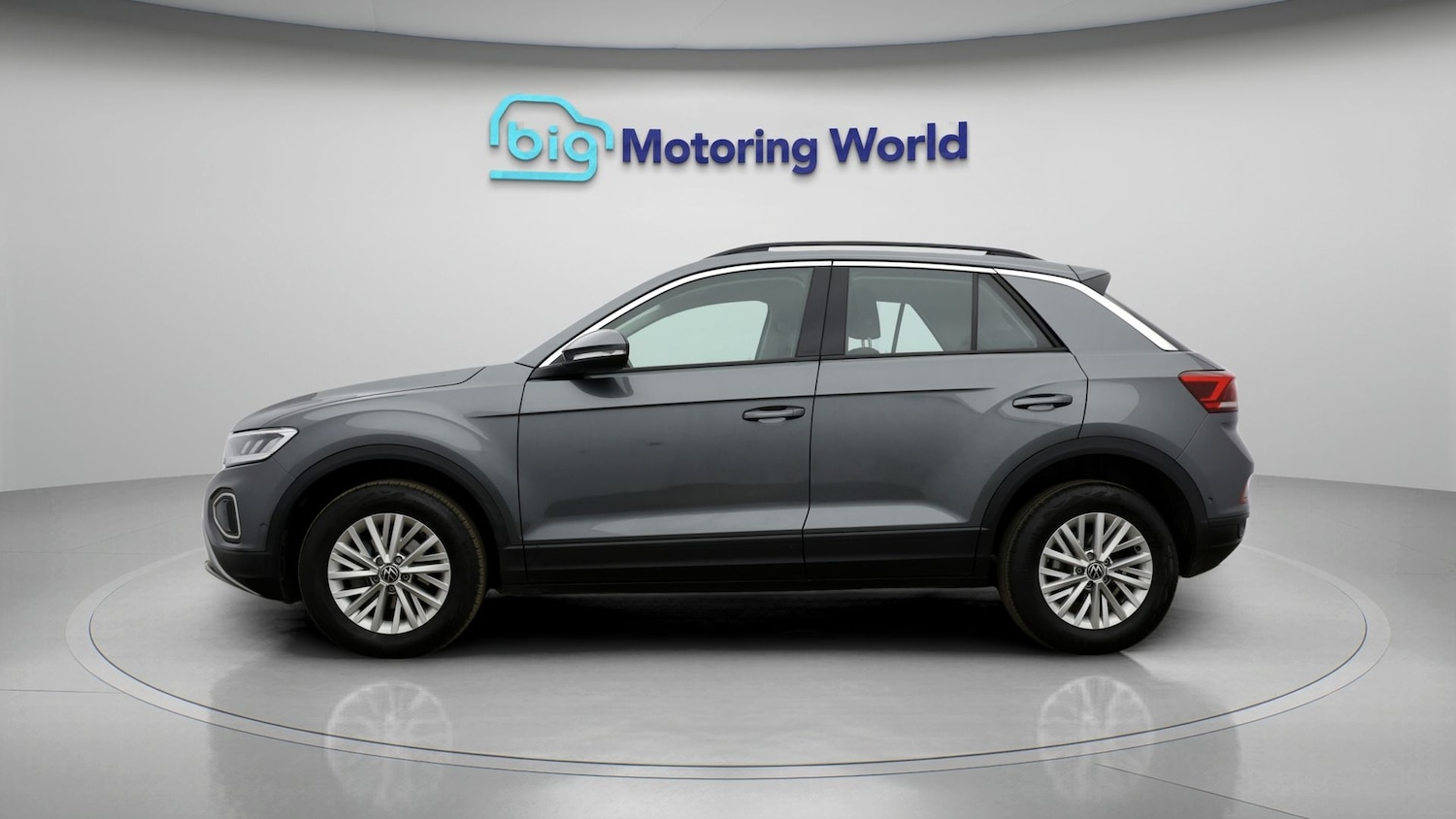 Used Volkswagen T-Roc 2023 for sale - 78199062: Photo 4