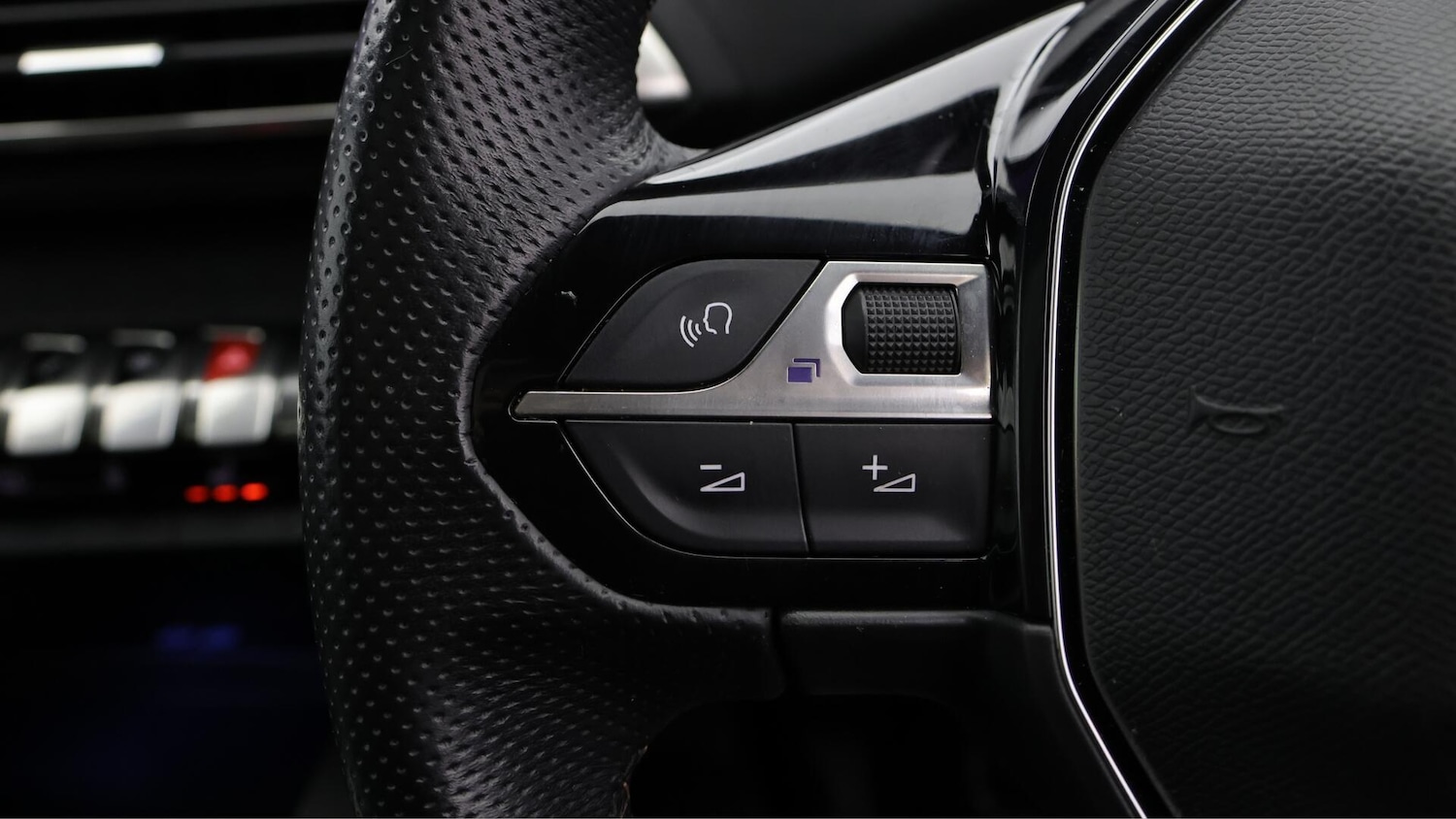 Used Peugeot 3008 2019 for sale - 76456838: Photo 25