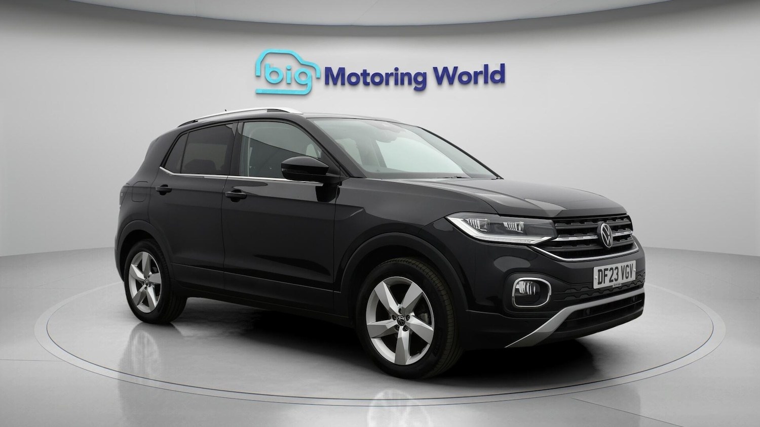Used Volkswagen T-Cross 2023 for sale - 76158554: Photo 2
