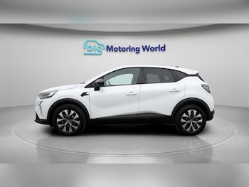 Used Renault Captur 2025 for sale - 79131035: Photo