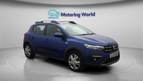 Used Dacia Sandero Stepway 2022 for sale - 76283024: Photo 2