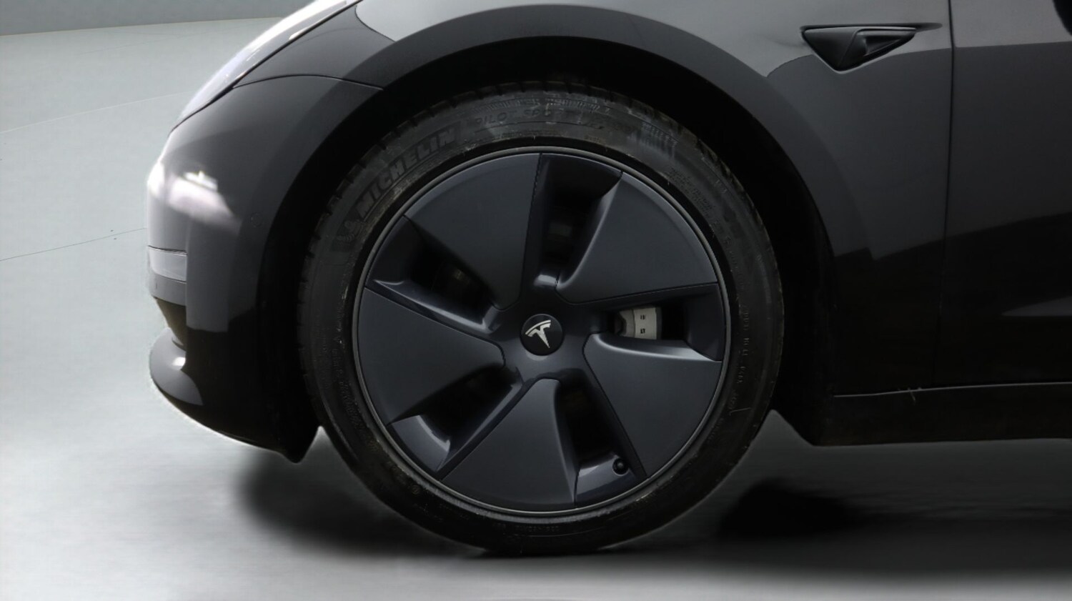 Used Tesla Model 3 2021 for sale - 77453706: Photo 18