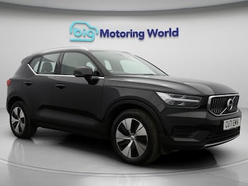 Volvo - XC40