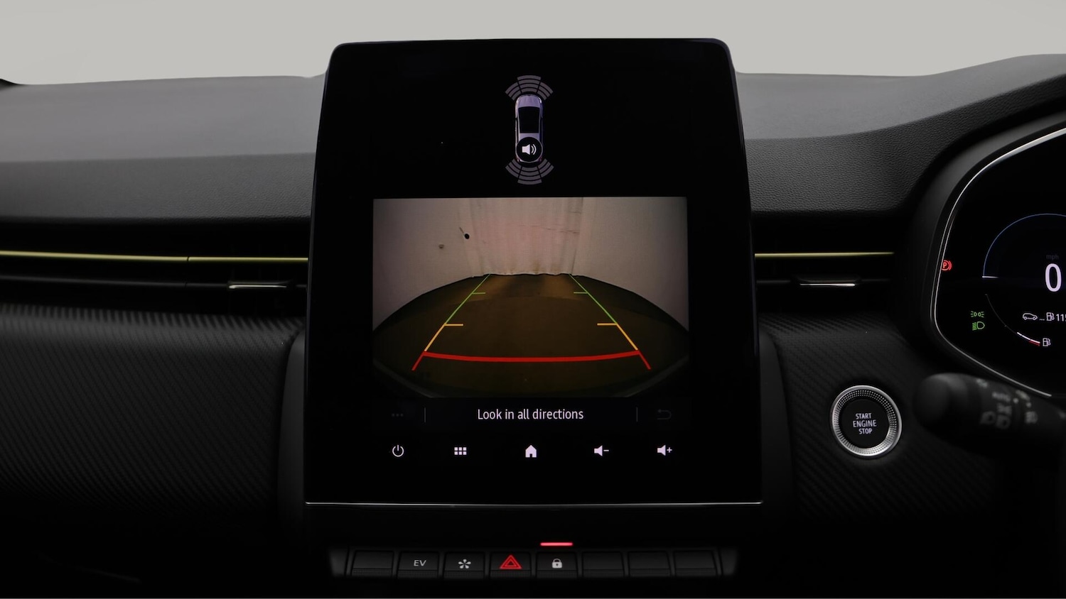 Used Renault Clio for sale - 76409265: Photo 25