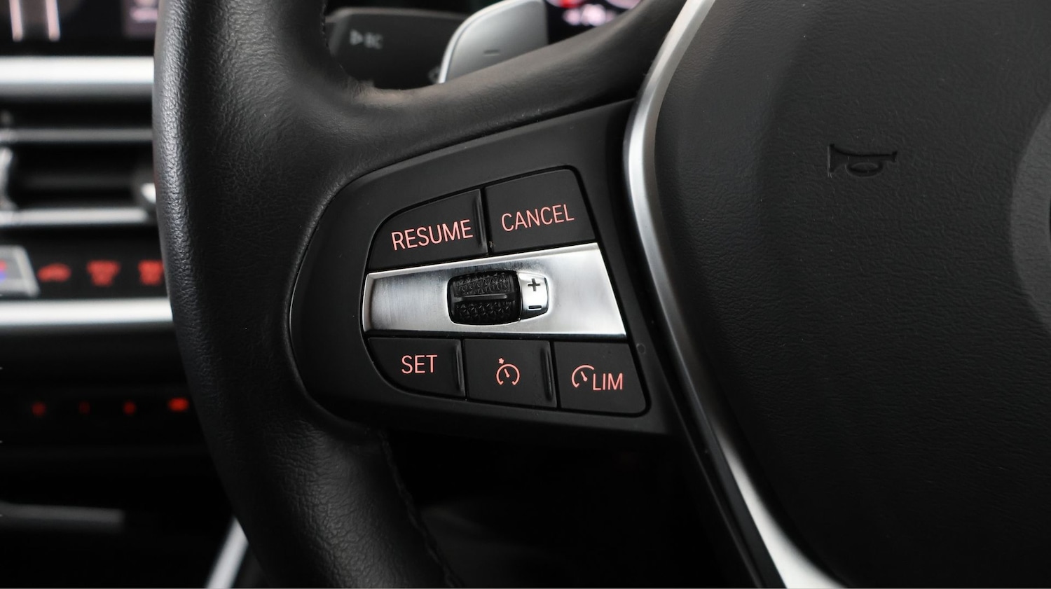 Used BMW 3 Series 2022 for sale - 77675854: Photo 21