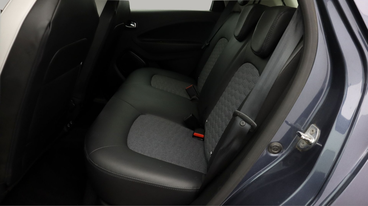 Used Renault Zoe 2021 for sale - 77750211: Photo 16