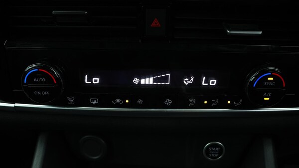Used Nissan Qashqai 2023 for sale - 76060858: Photo 13