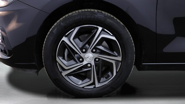 Used Hyundai i30 2023 for sale - 76307056: Photo 19