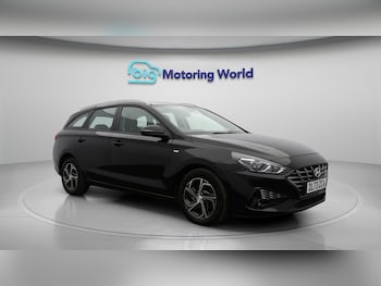 Used Hyundai i30 2023 for sale - 76307056: Photo 2