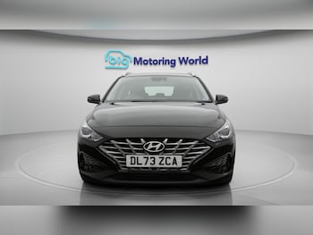 Used Hyundai i30 2023 for sale - 76307056: Photo 3