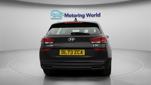 Used Hyundai i30 2023 for sale - 76307056: Photo 7