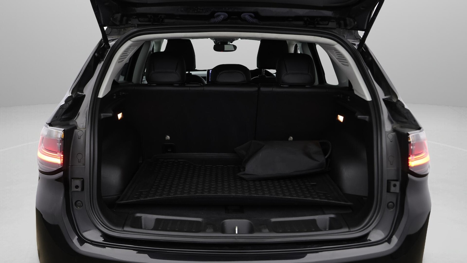 Used Jeep Compass 2023 for sale - 76645381: Photo 18