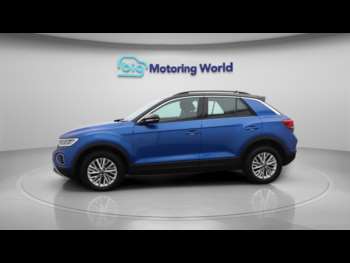 Used Volkswagen T-Roc 2022 for sale - 74750311: Photo