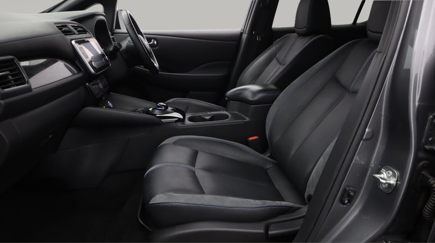 Used Nissan Leaf for sale - 76735126: Photo 15