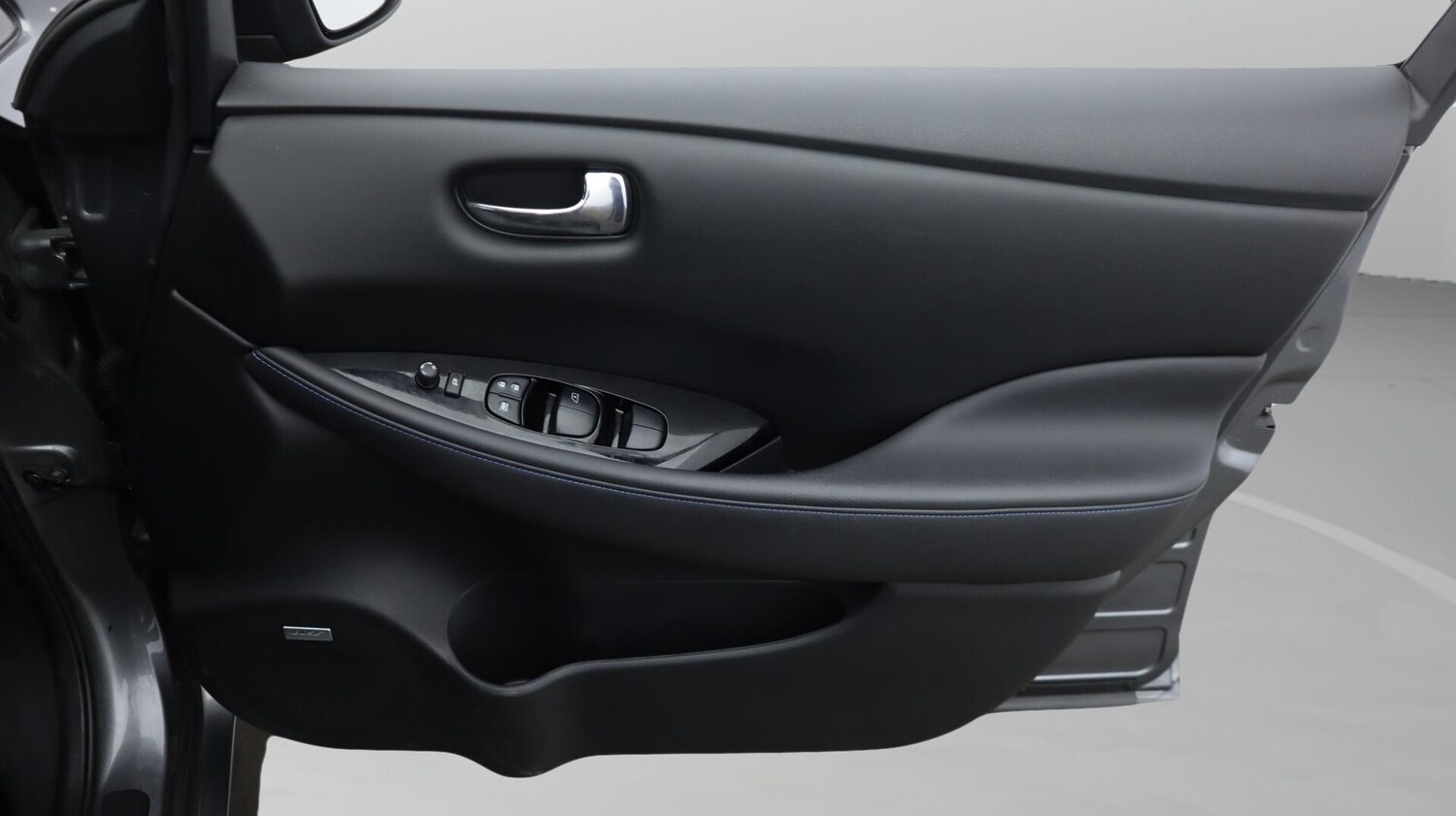 Used Nissan Leaf for sale - 76735126: Photo 16