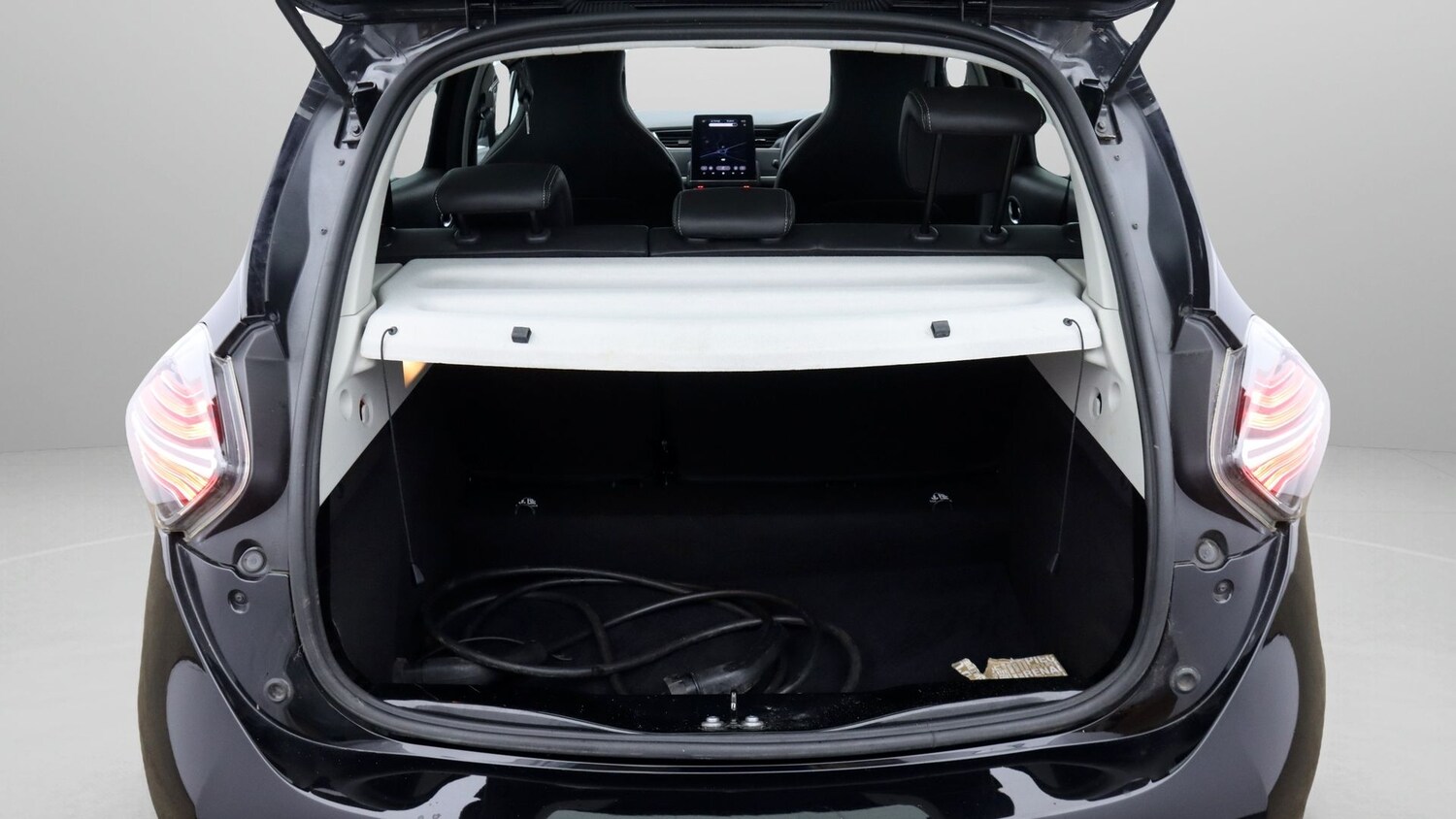 Used Renault Zoe for sale - 77689490: Photo 17