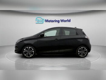 Used Renault Zoe 2023 for sale - 77689490: Photo