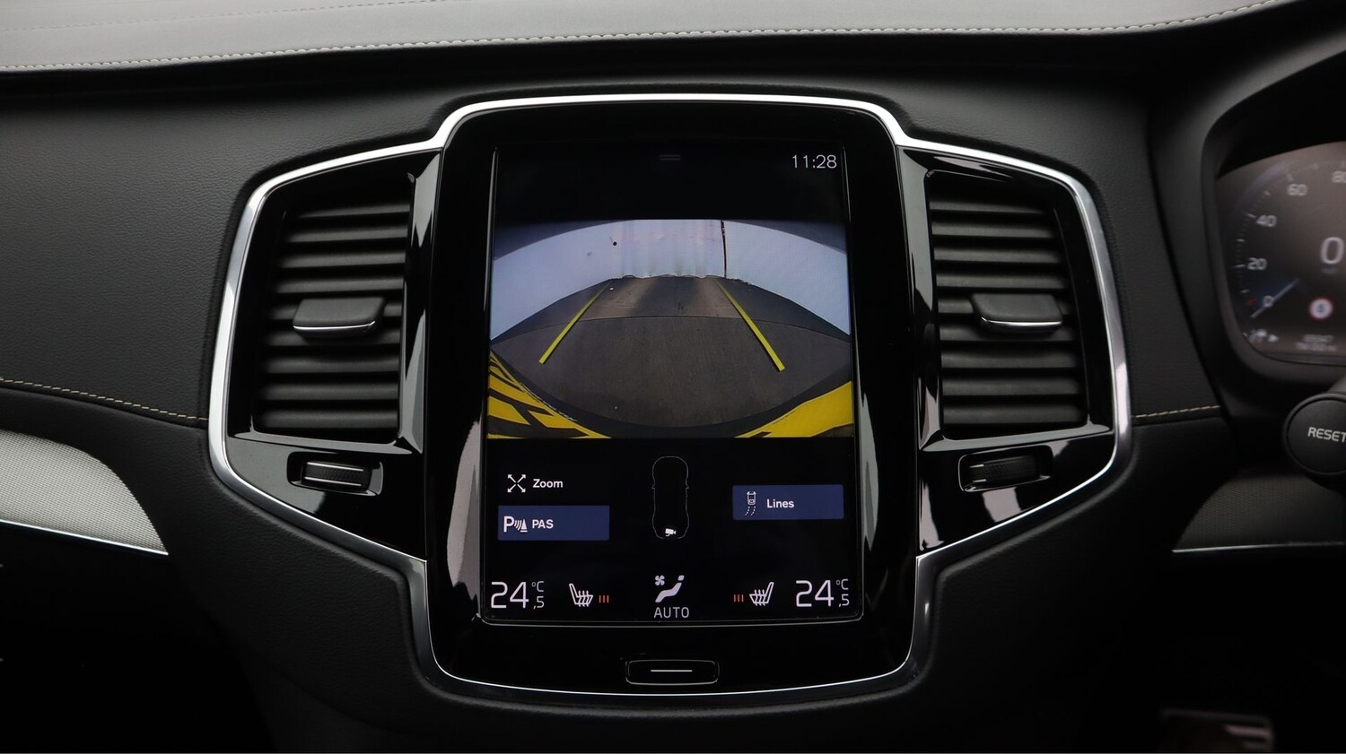 Used Volvo XC90 for sale - 77543428: Photo 27