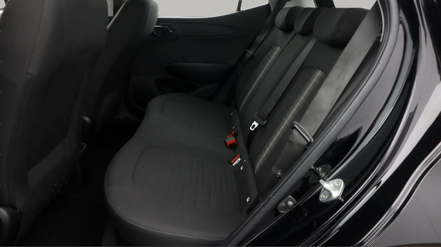 Used Hyundai i10 2023 for sale - 77762894: Photo 16