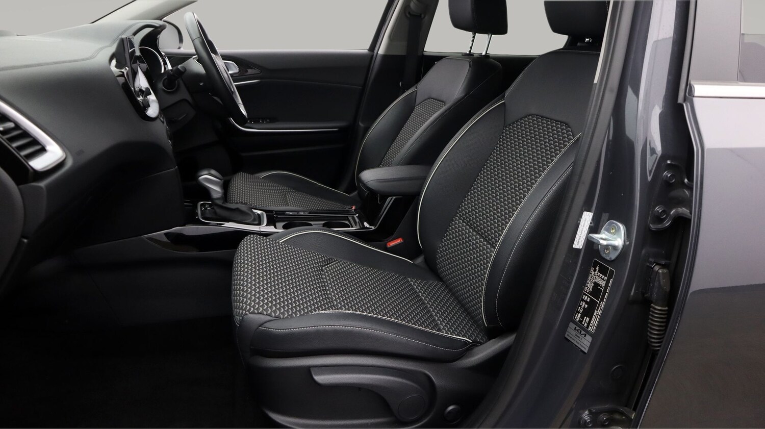 Used Kia XCeed for sale - 77579703: Photo 14