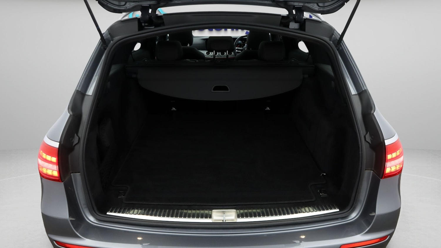 Used Mercedes-Benz E Class 2021 for sale - 78112355: Photo 17