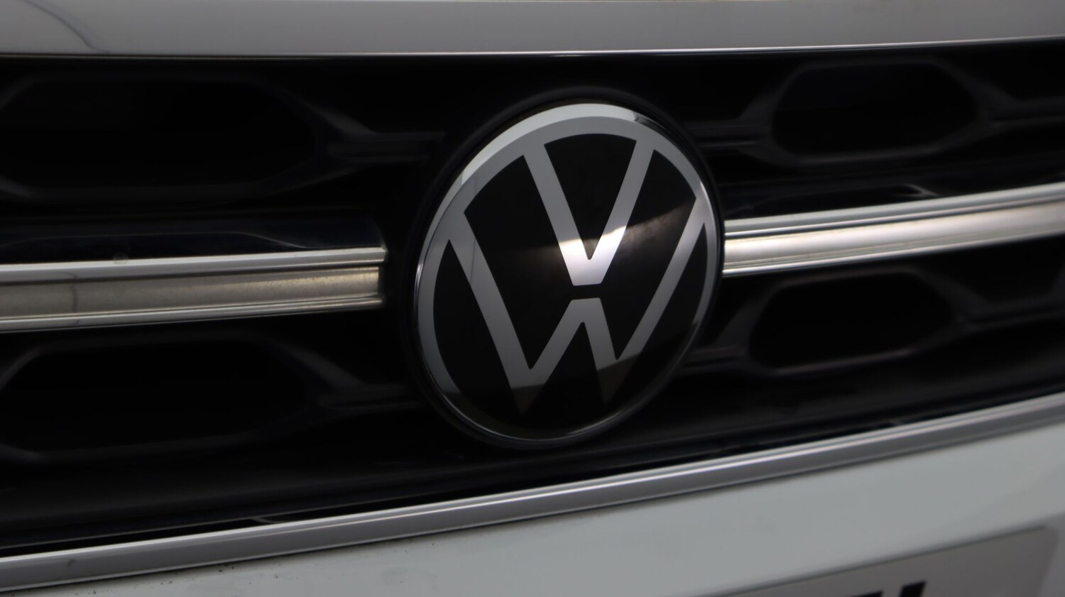 Used Volkswagen T-Roc 2023 for sale - 77204861: Photo 23