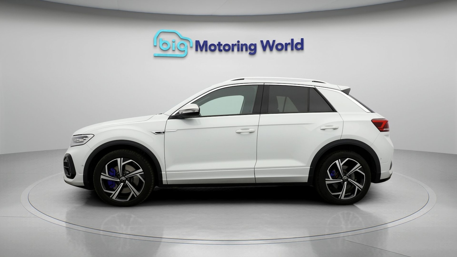 Used Volkswagen T-Roc 2023 for sale - 77204861: Photo 4