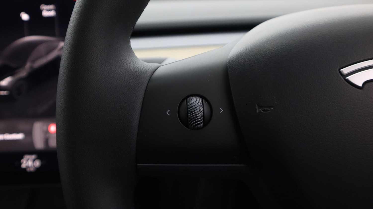 Used Tesla Model Y 2023 for sale - 77241142: Photo 22