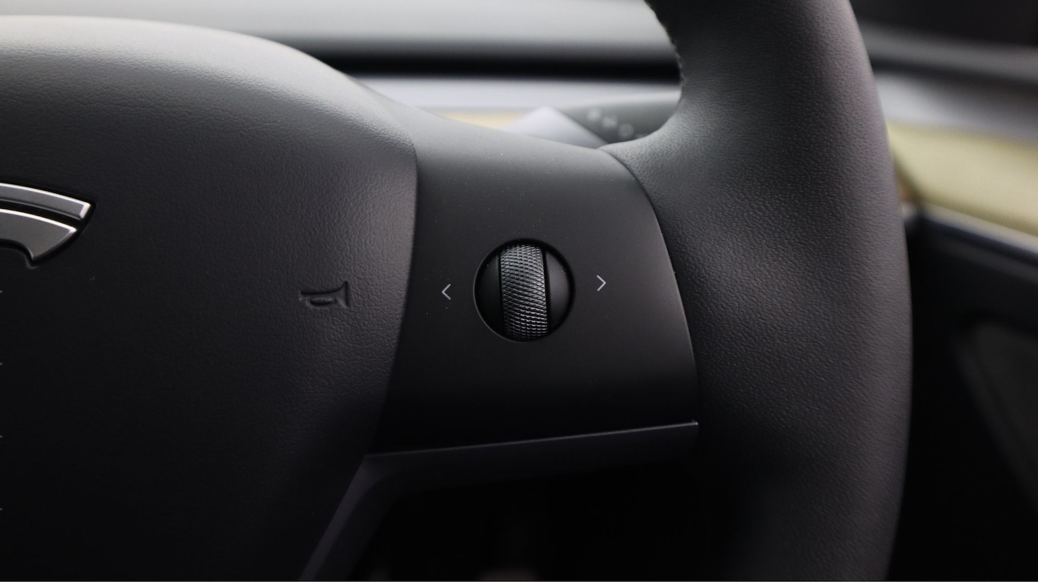 Used Tesla Model Y 2023 for sale - 77241142: Photo 23