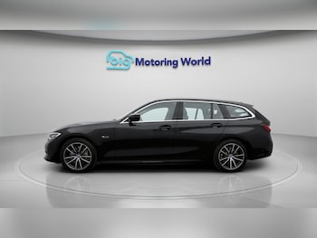 Used BMW 3 Series 2021 for sale - 79240115: Photo