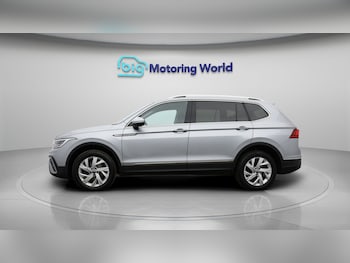 Used Volkswagen Tiguan Allspace 2023 for sale - 78846588: Photo