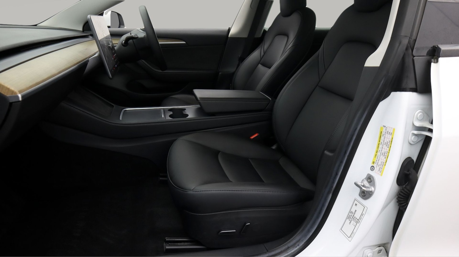 Used Tesla Model 3 2021 for sale - 77616924: Photo 14