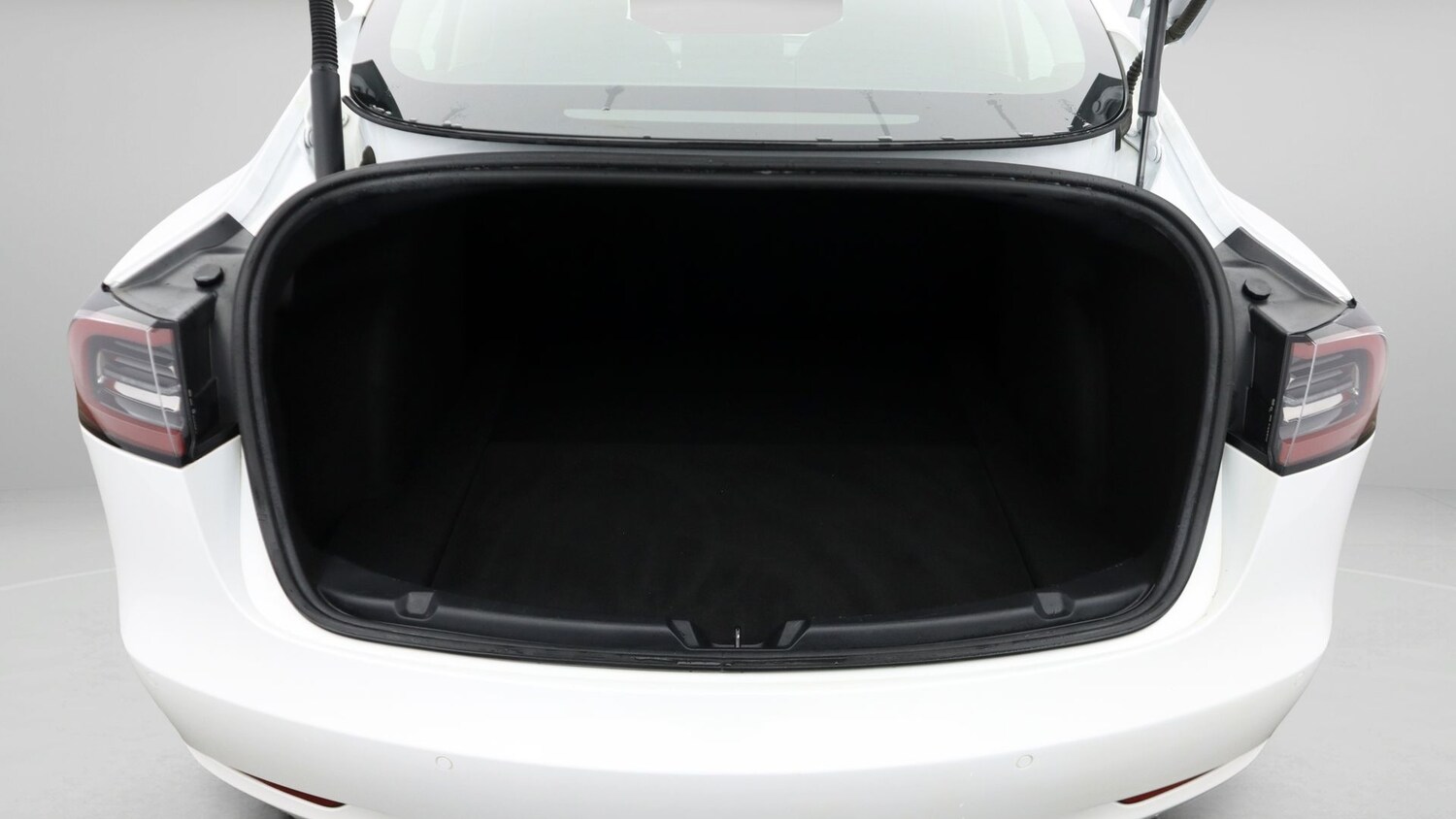 Used Tesla Model 3 2021 for sale - 77616924: Photo 17