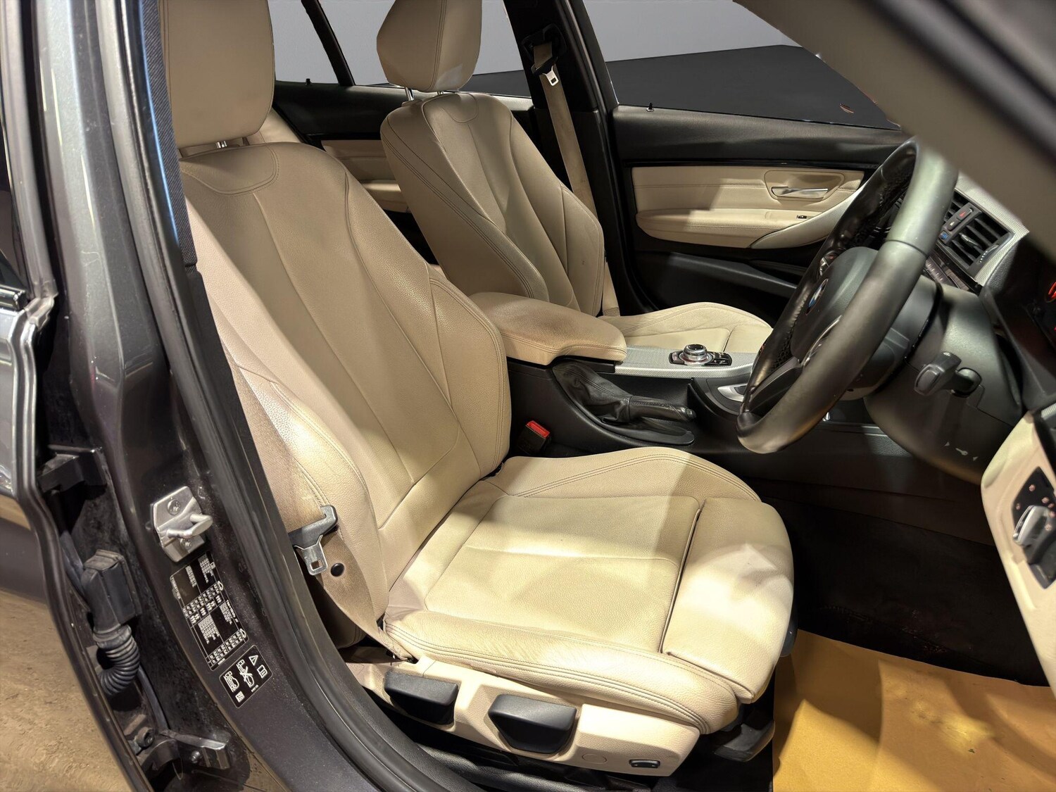 Used BMW 3 Series 2016 for sale - 77764020: Photo 12