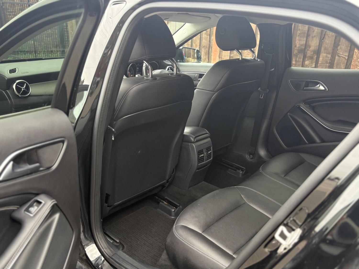 Used Mercedes-Benz GLA 2017 for sale - 77989420: Photo 16