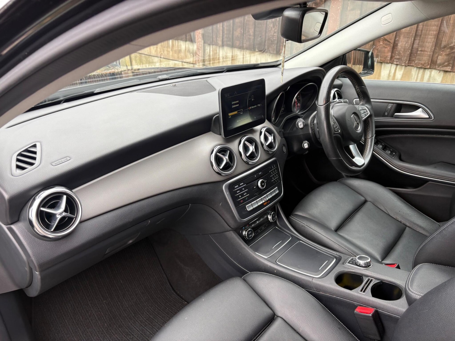 Used Mercedes-Benz GLA 2017 for sale - 77989420: Photo 21