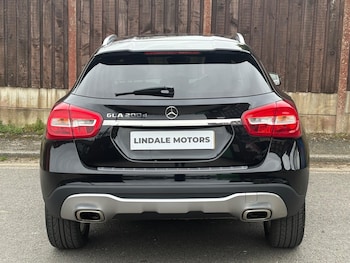 Used Mercedes-Benz GLA 2017 for sale - 77989420: Photo