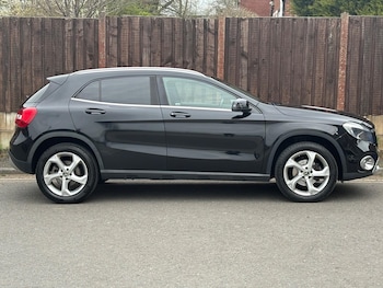 Used Mercedes-Benz GLA 2017 for sale - 77989420: Photo